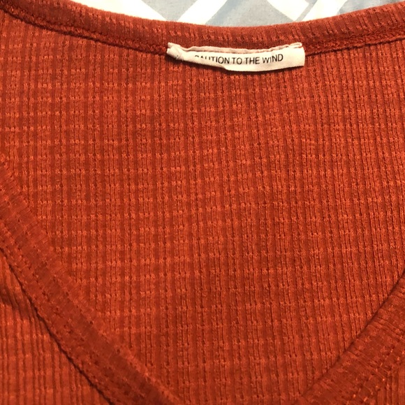 Caution to the wind rusty orange blouse - Picture 4 of 8